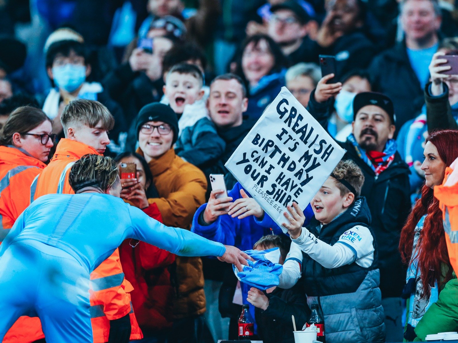 中国足球的 中国足球的