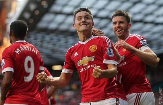 不断挑战更 不断挑战更