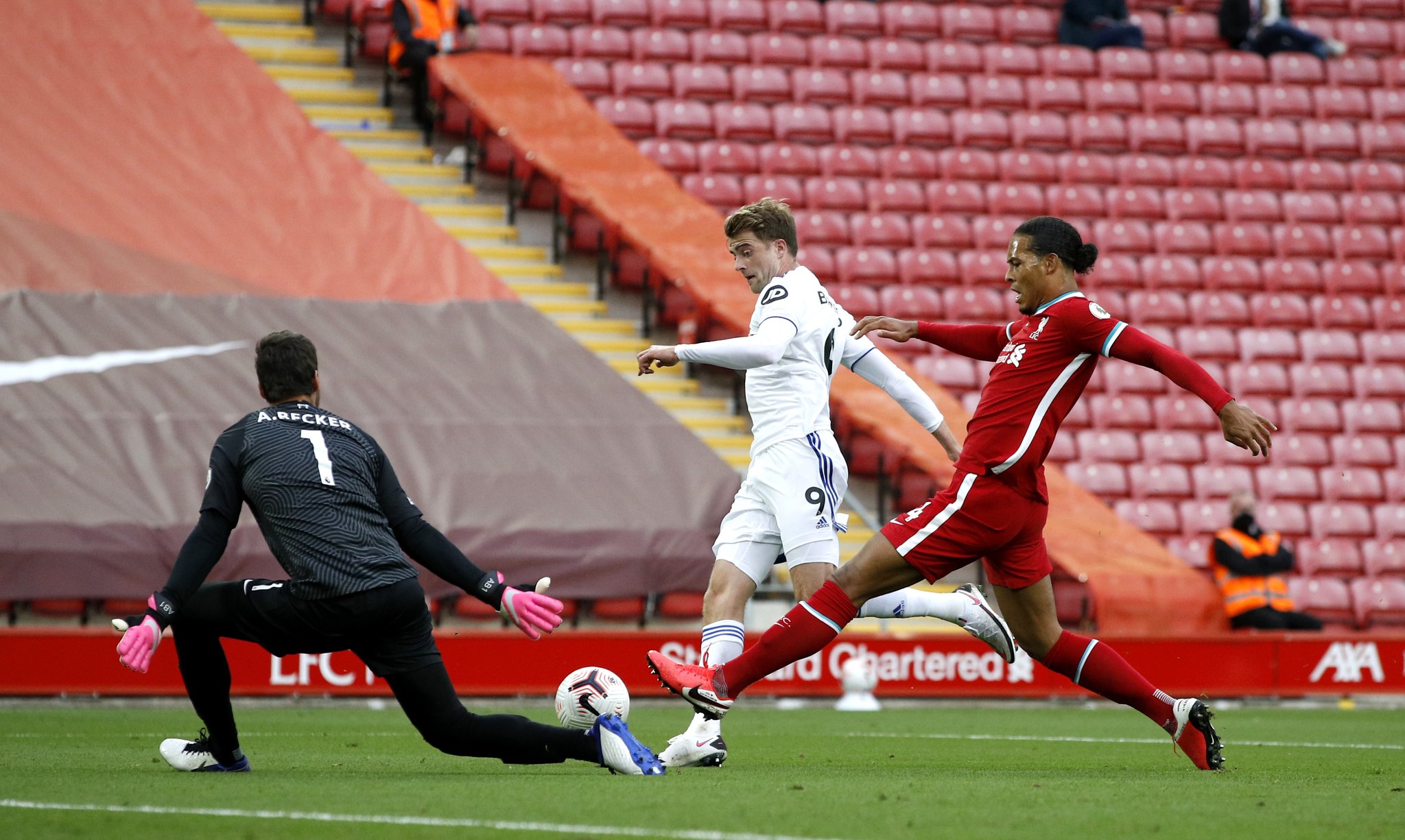 告别 ｜ 那不勒斯永远不会忘记你.