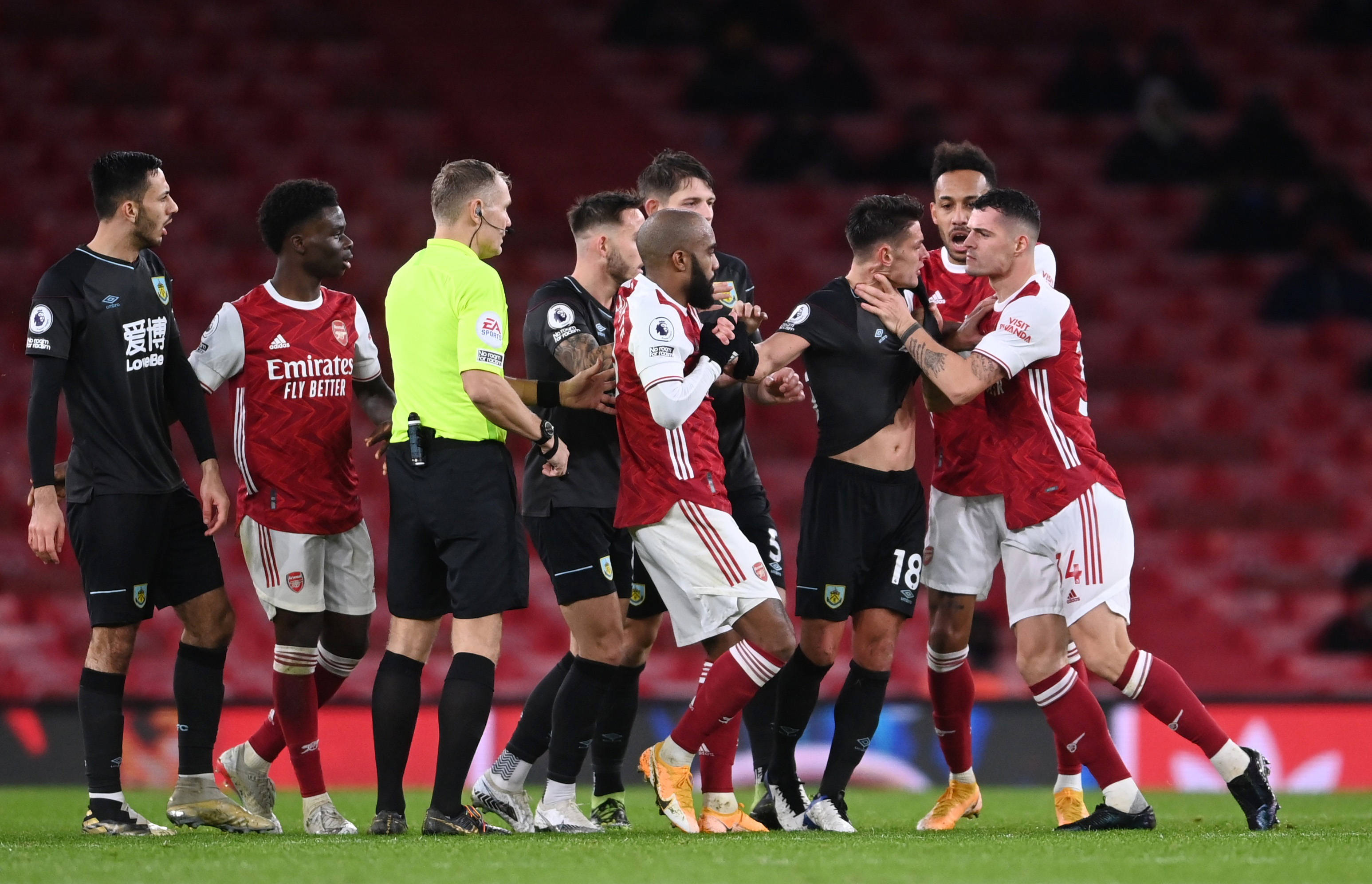 超球队树立 超球队树立