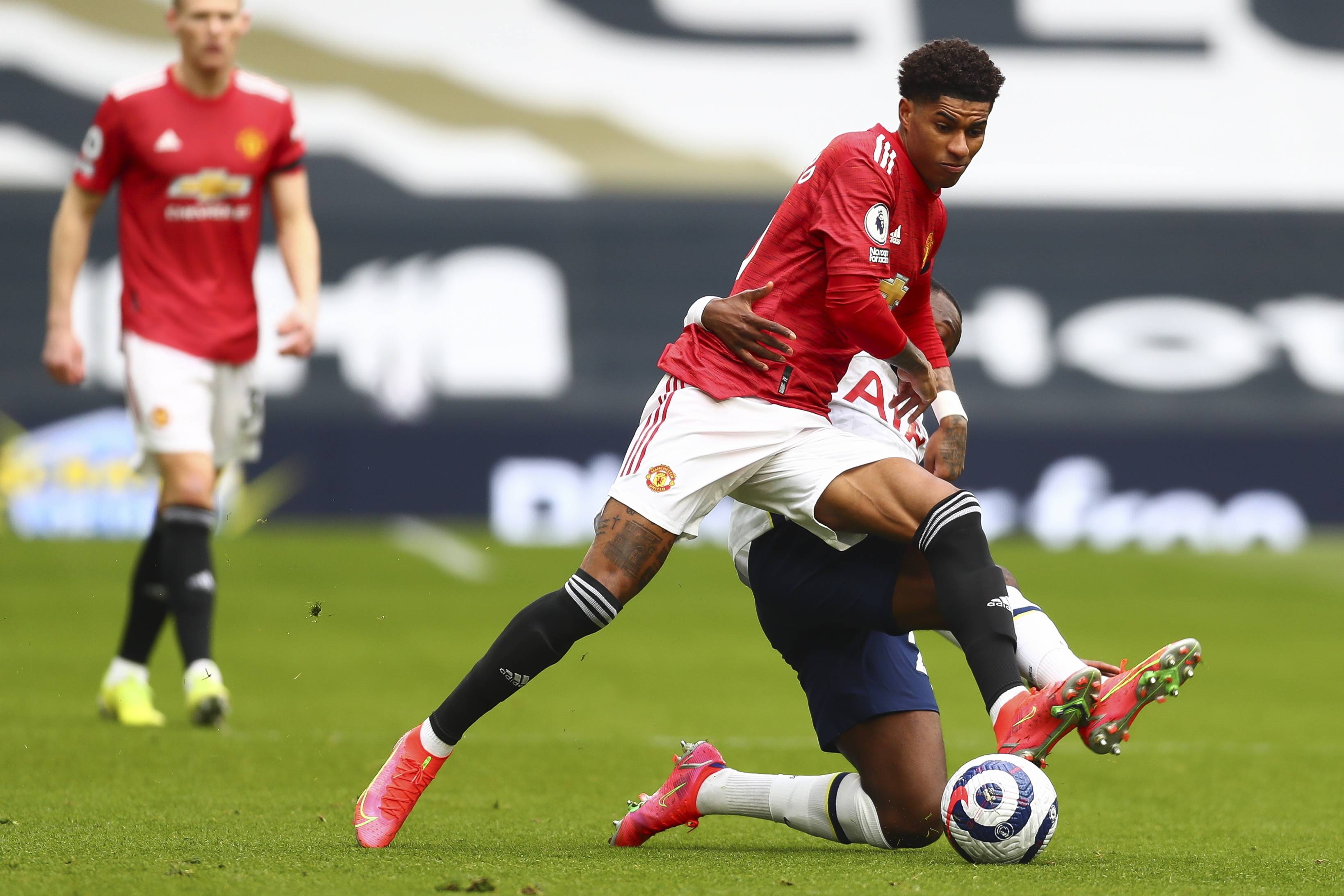 引入都伴随 引入都伴随